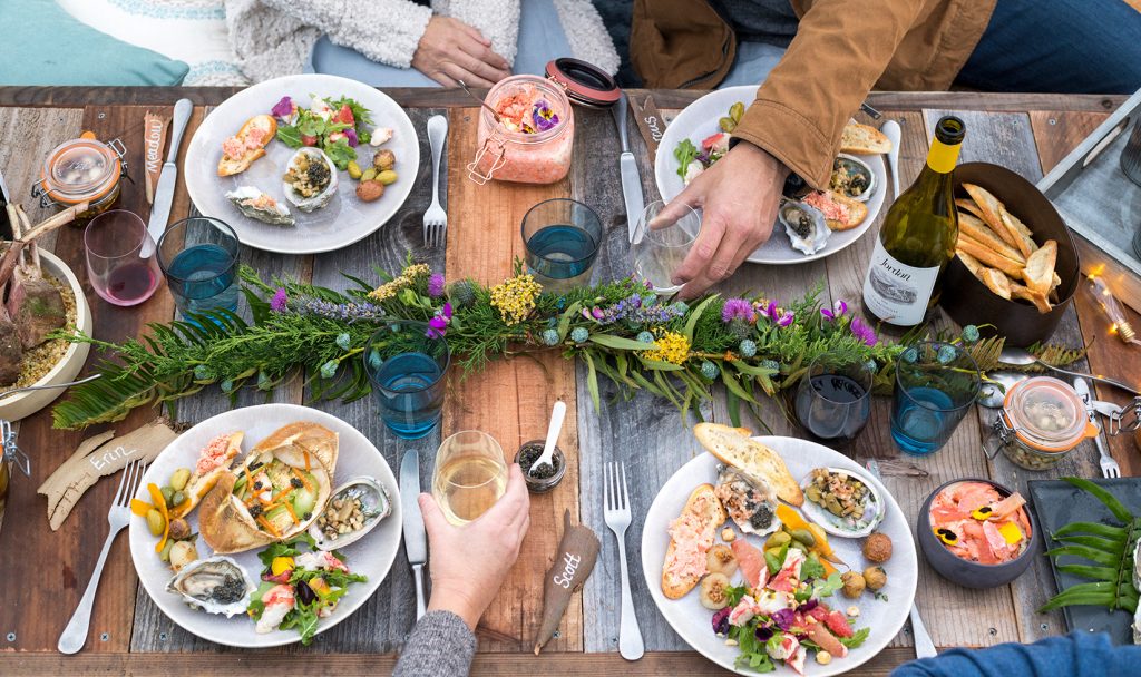 How to Make a Wine Country Coastal Dining Table Centerpiece